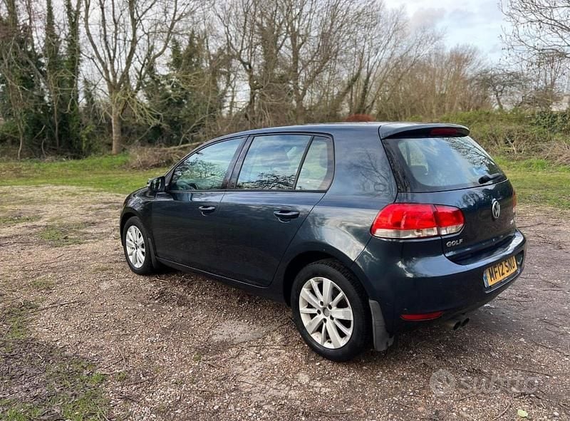 Usata VW Golf VII 2012 Blu Utilitaria