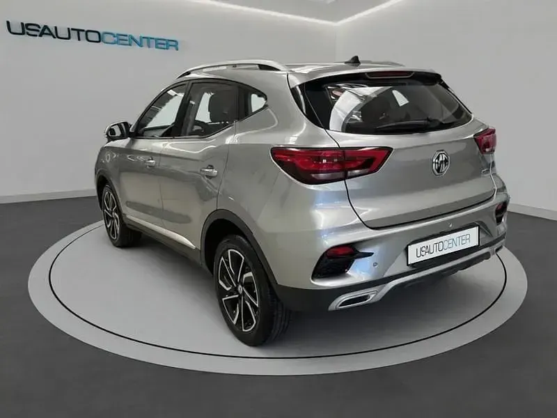 Usata MG ZS Comfort 106 CV (77 kW) 2024 Bianco pastello Berlina