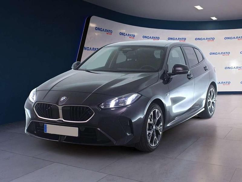 Other Usata 2025 BMW 120 M Sport Due volumi | 34.400 € - Immagine 1/4
