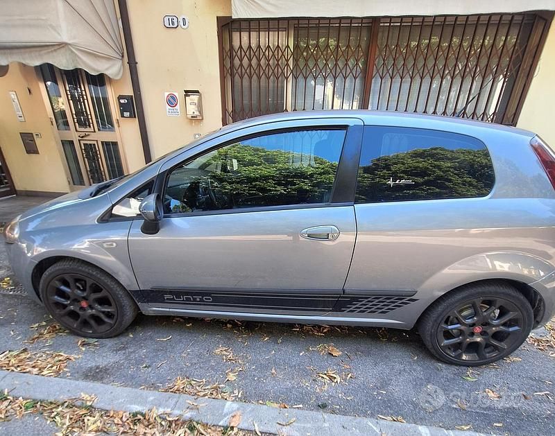 Usata Fiat Grande Punto 95 CV (69 kW) 2007 Utilitaria