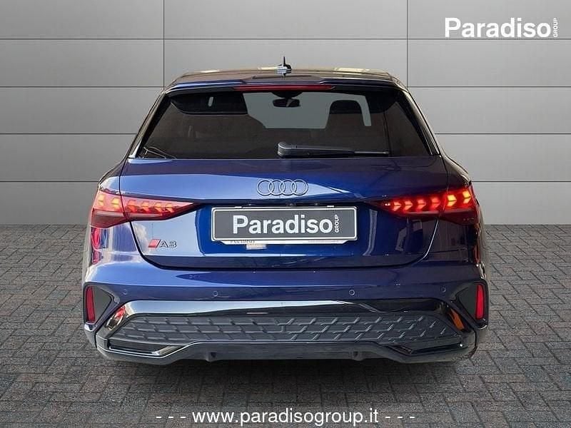 Usata Audi A3 S-Line 150 CV (110 kW) 2024 Blu Berlina