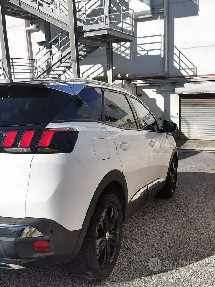 Occasion Peugeot 3008 Crossway 131 PK (96 kW) 2018 Wit SUV