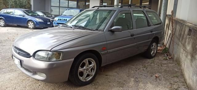 Grigio Usata 1998 Ford Escort Station wagon | 950 € - Immagine 1/4