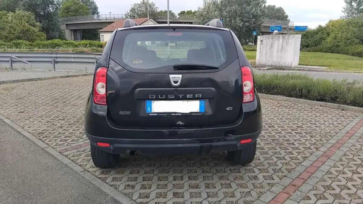Usata Dacia Duster Lauréate 107 CV (78 kW) 2011 SUV