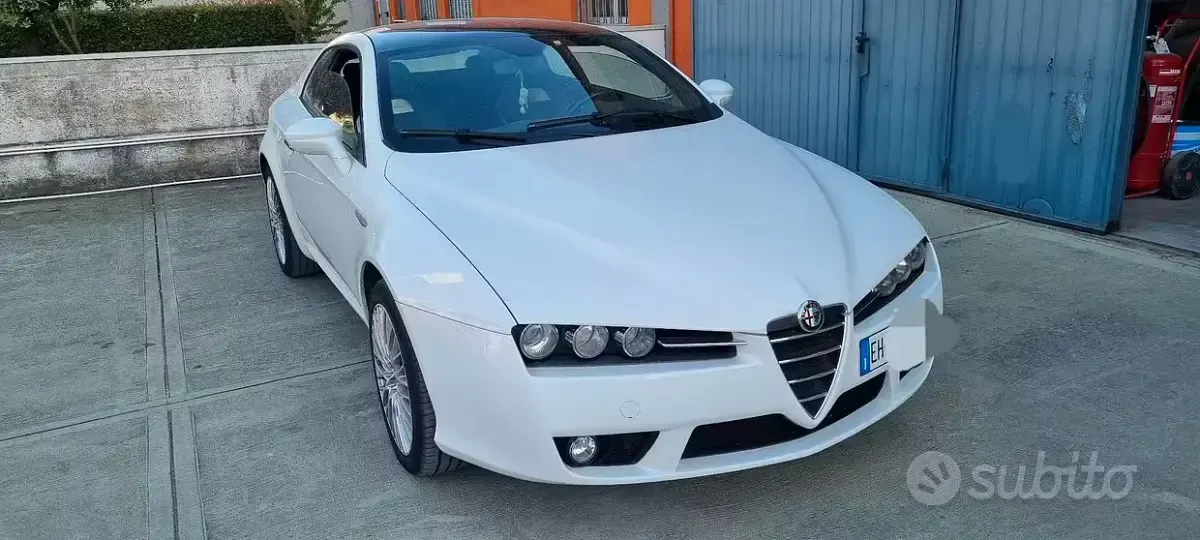 Usata Alfa Romeo Brera 170 CV (125 kW) 2009 Bianco Coupé