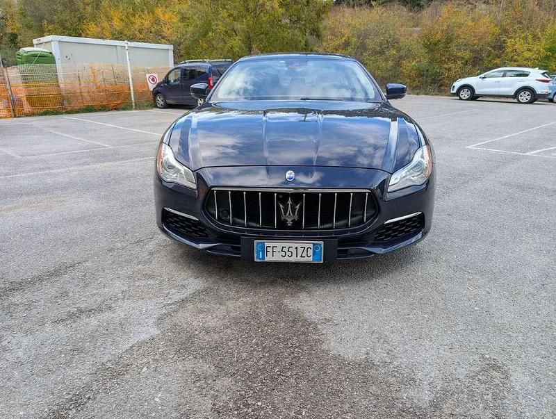 Usata Maserati Quattroporte GranLusso 275 CV (202 kW) 2016 Blu/azzurro Berlina