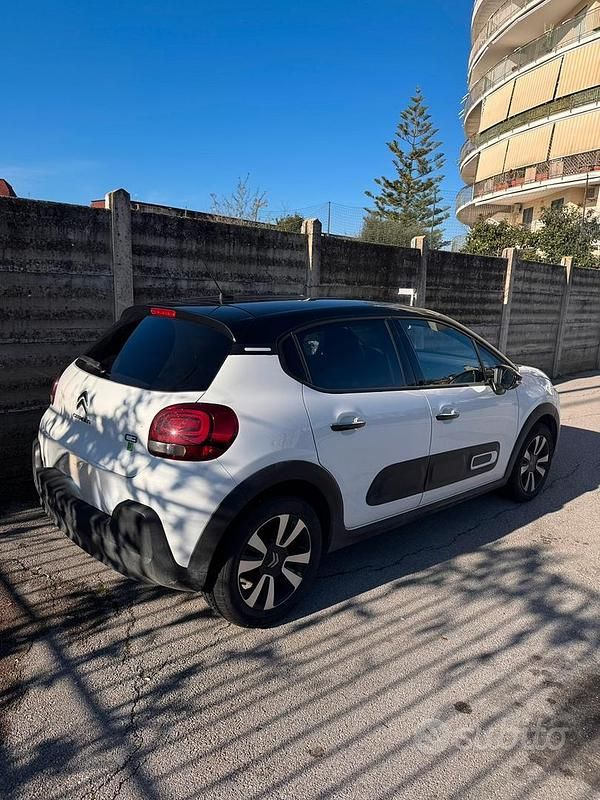 Usata Citroën C3 PureTech 83 CV (61 kW) 2022 Bianco Berlina