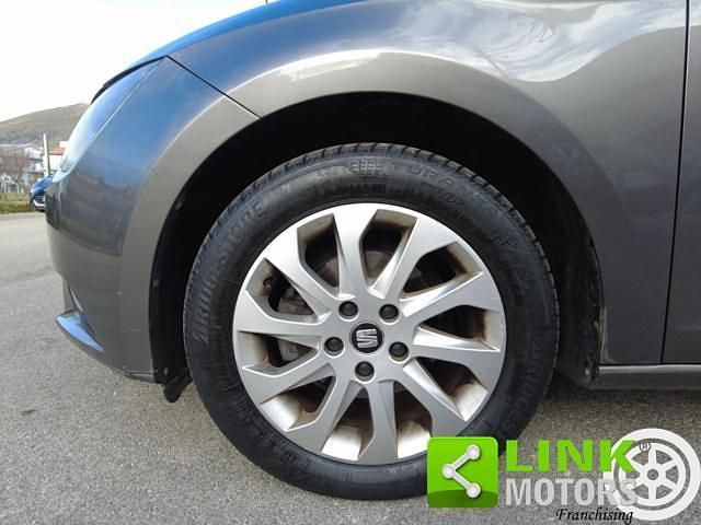 Usata Seat Leon 105 CV (77 kW) 2014 Grigio scuro Berlina