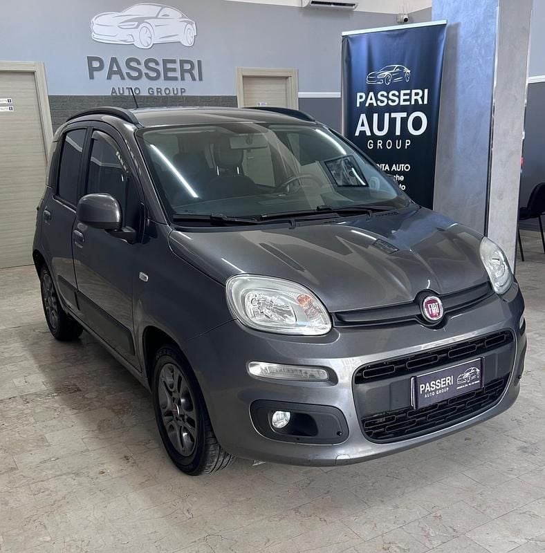 Usata Fiat Panda Lounge 95 CV (69 kW) 2017 Grigio Utilitaria