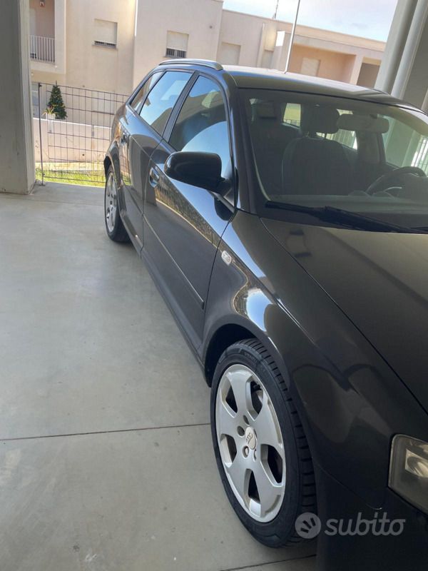 Usata 2006 Audi A3 Due volumi | 2700 € (Buon prezzo) - Immagine 1/4