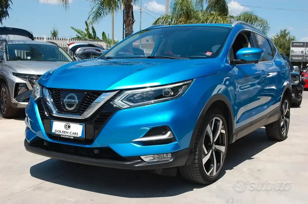 Usata Nissan Qashqai Tekna 131 CV (96 kW) 2017 Bluazzurro SUV
