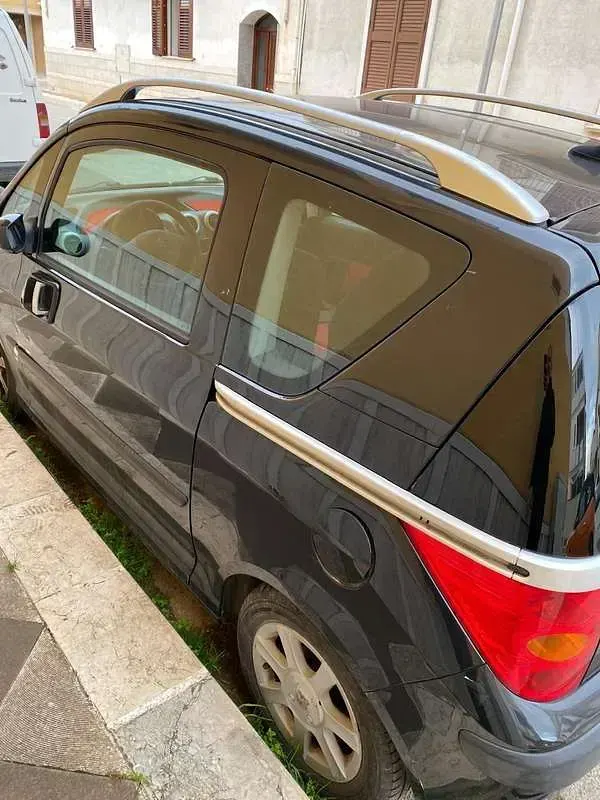 Occasion Peugeot 1007 88 ch (64 kW) 2006 Noir Monospace