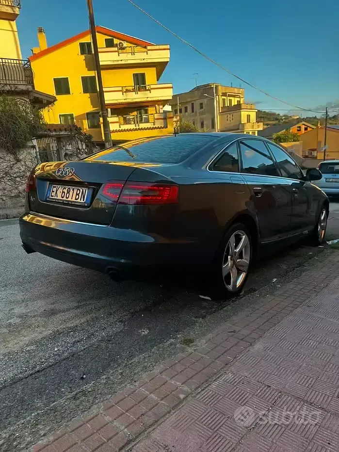 Usata Audi A6 170 CV (125 kW) 2012 Blu Berlina