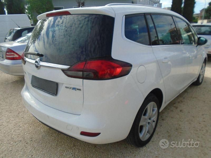 Usata Opel Zafira Tourer 150 CV (110 kW) 2014 Bianco Monovolume