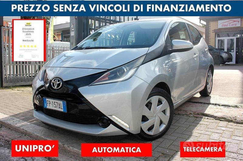 Usata Toyota Aygo 72 CV (52 kW) 2018 Other Utilitaria