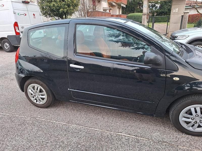 Usata Citroën C2 60 CV (44 kW) 2005 Nero Utilitaria