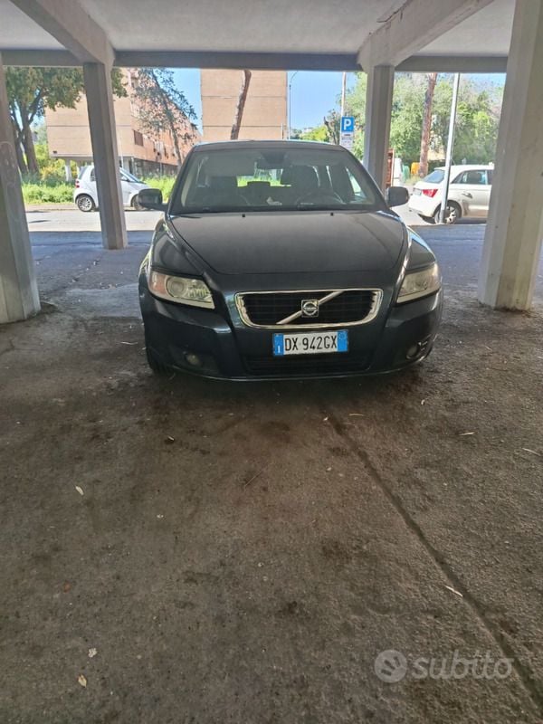 Usata 2009 Volvo V50 Station wagon | 4700 € (Cara) - Immagine 1/4