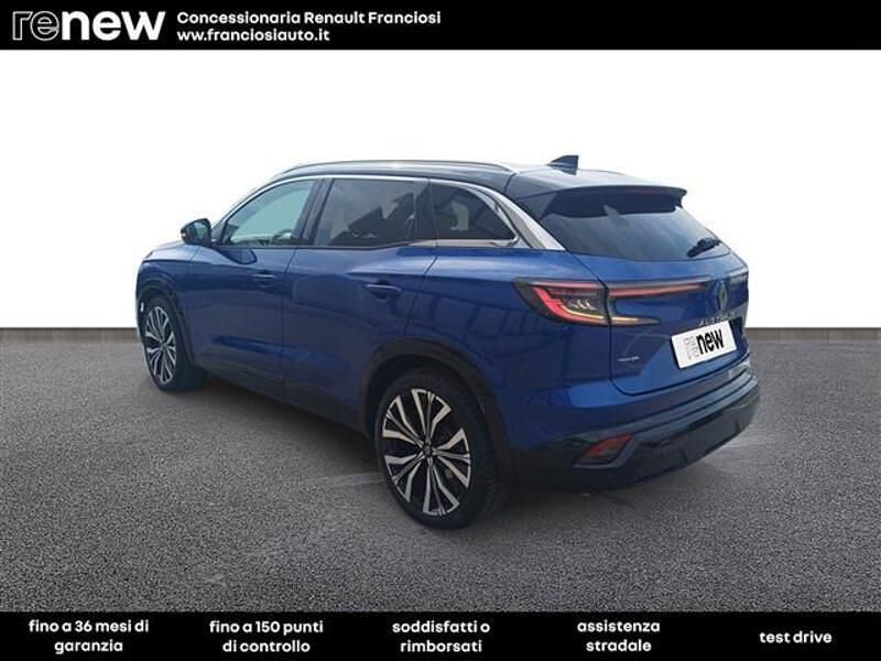 Usata Renault Austral Iconic 131 CV (96 kW) 2023 Blu scuro SUV