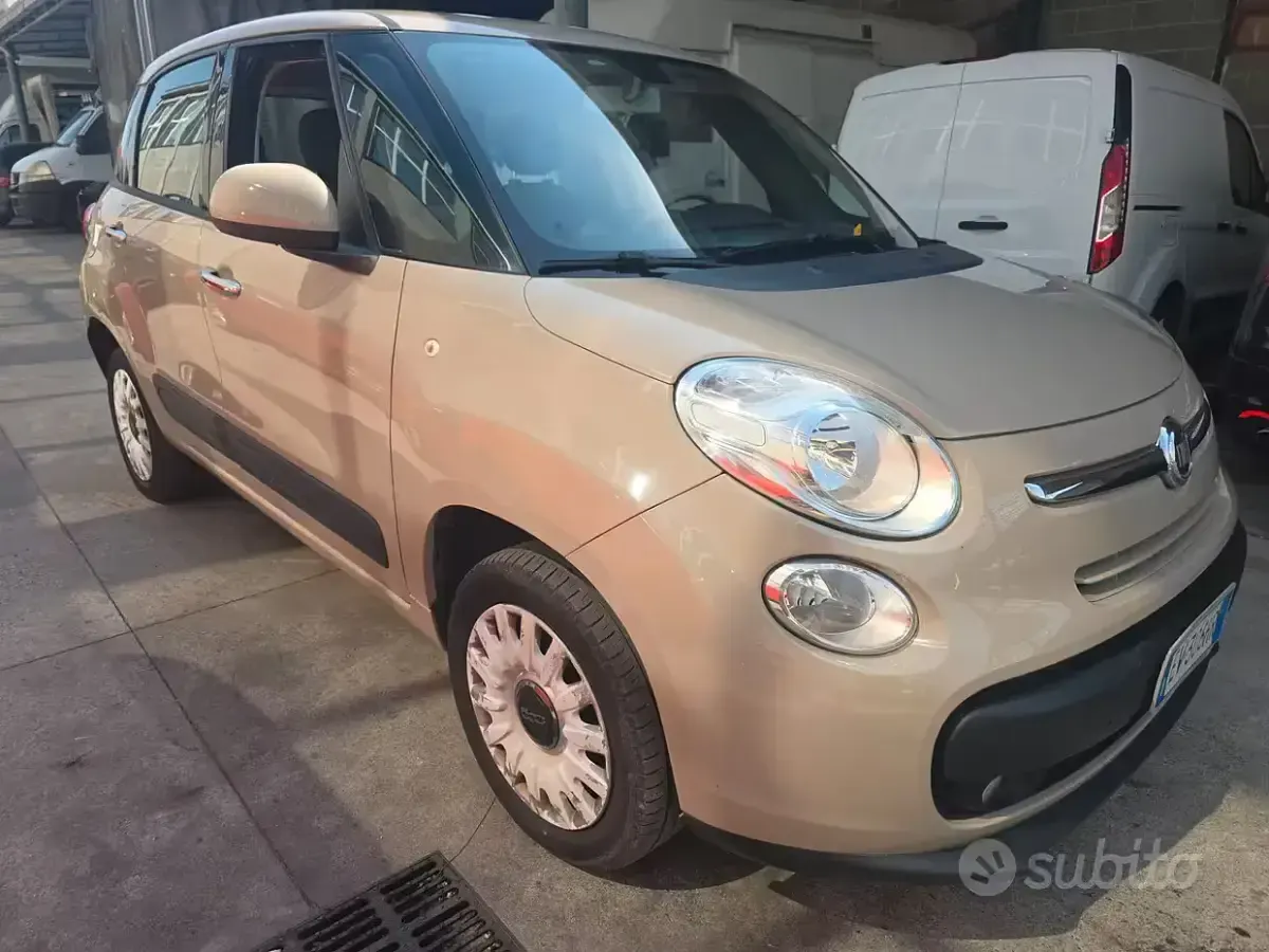 Usata Fiat 500L Pop Star 80 CV (58 kW) 2014 Beige Monovolume