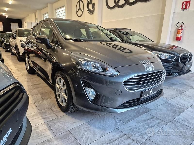 Usata Ford Fiesta Titanium 75 CV (55 kW) 2021 Grigio Utilitaria