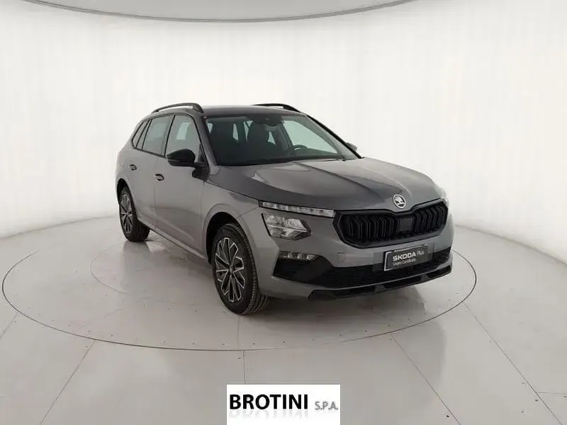 Nuova Skoda Kamiq 115 CV (84 kW) 2026 Grigio SUV