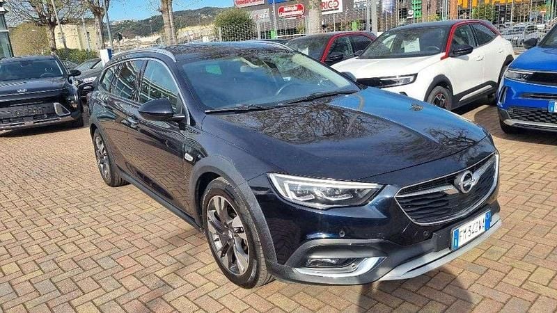 Usata Opel Insignia Exklusiv 210 CV (154 kW) 2018 Blu Station wagon