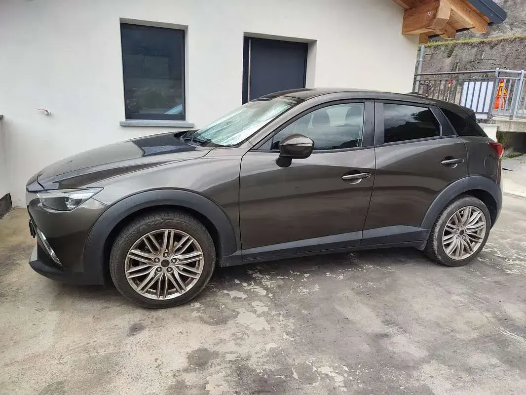 Usata Mazda CX-3 Evolve 105 CV (77 kW) 2016 Marrone SUV