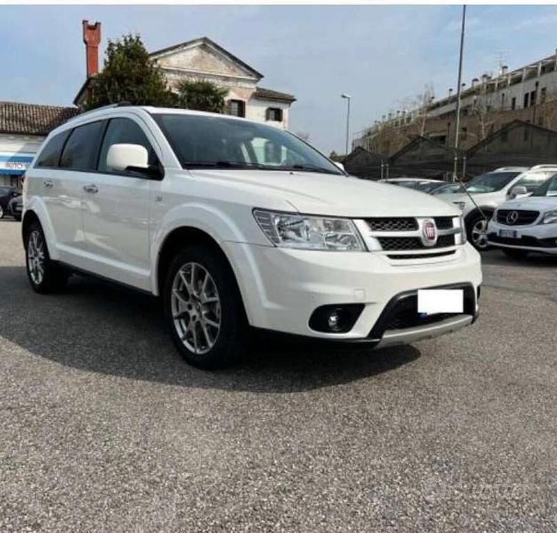 Usata Fiat Freemont 170 CV (125 kW) 2015 Bianco SUV