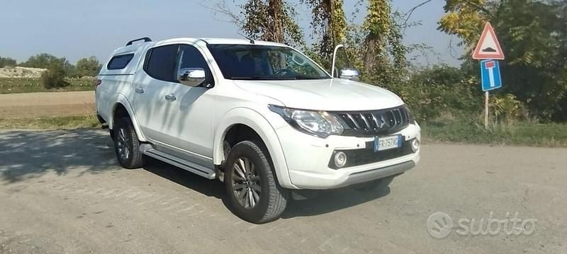 Usata Mitsubishi L200 Intense 181 CV (133 kW) 2018 Bianco Pick-up