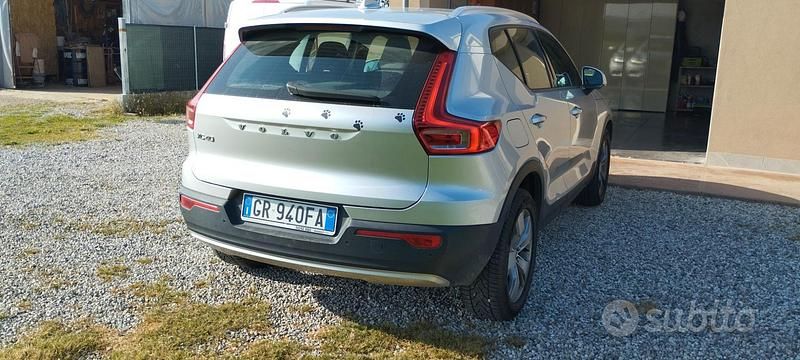 Occasion Volvo XC40 Momentum 150 ch (110 kW) 2019 Gris SUV