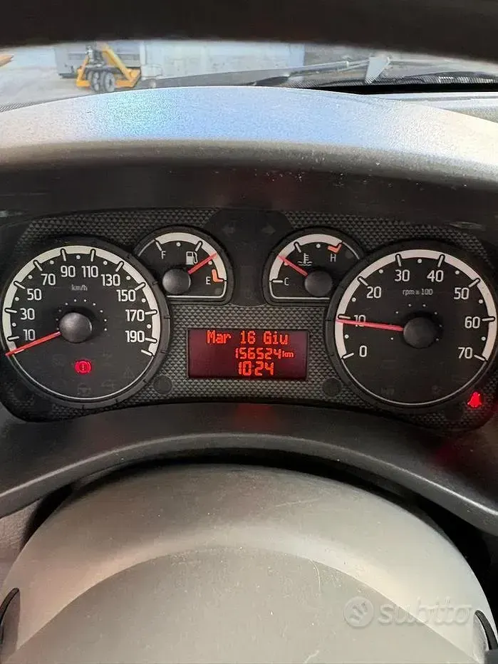 Usata Fiat Panda 75 CV (55 kW) 2012 Rosso Utilitaria
