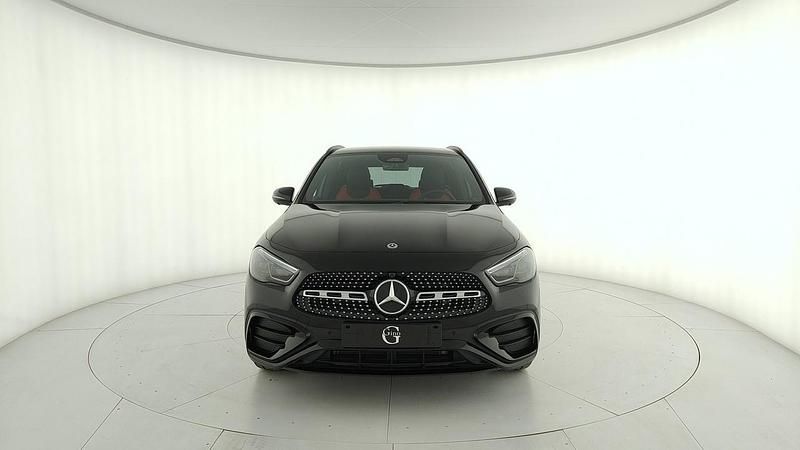 Nuova Mercedes GLA200 150 CV (110 kW) 2025 Nero SUV
