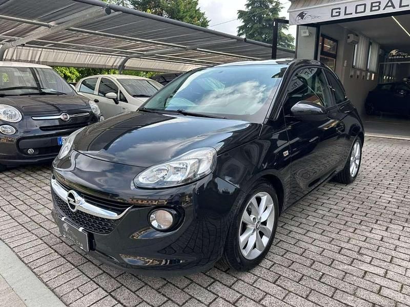 Nero(met.) Usata 2016 Opel Adam Rocks Due volumi | 6900 € (Buon prezzo) - Immagine 1/4