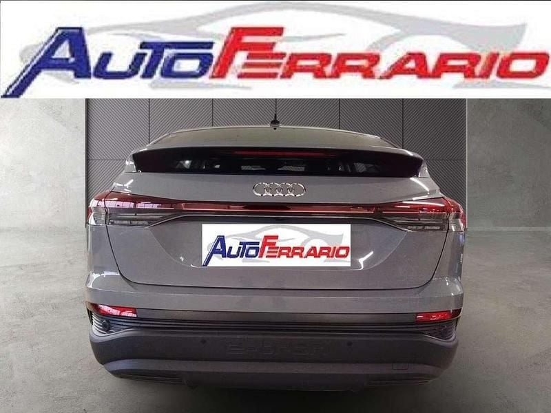 Usata Audi Q4 e-tron Ambiente 150 kW (204 CV) 2022 Grigio SUV