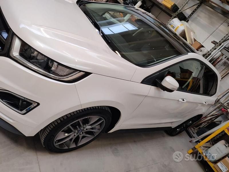 Usata Ford Edge 210 CV (154 kW) 2016 Bianco SUV