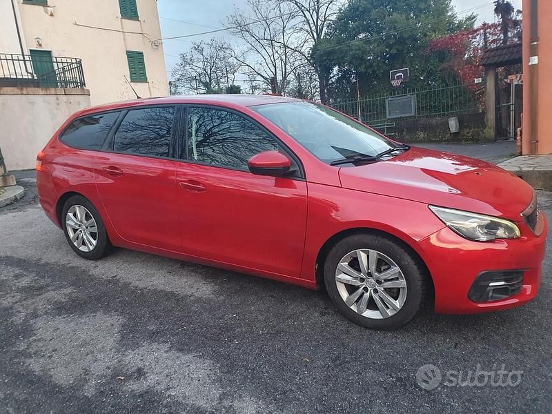 Usata Peugeot 308 Business-Line 101 CV (74 kW) 2018 Rosso Station wagon