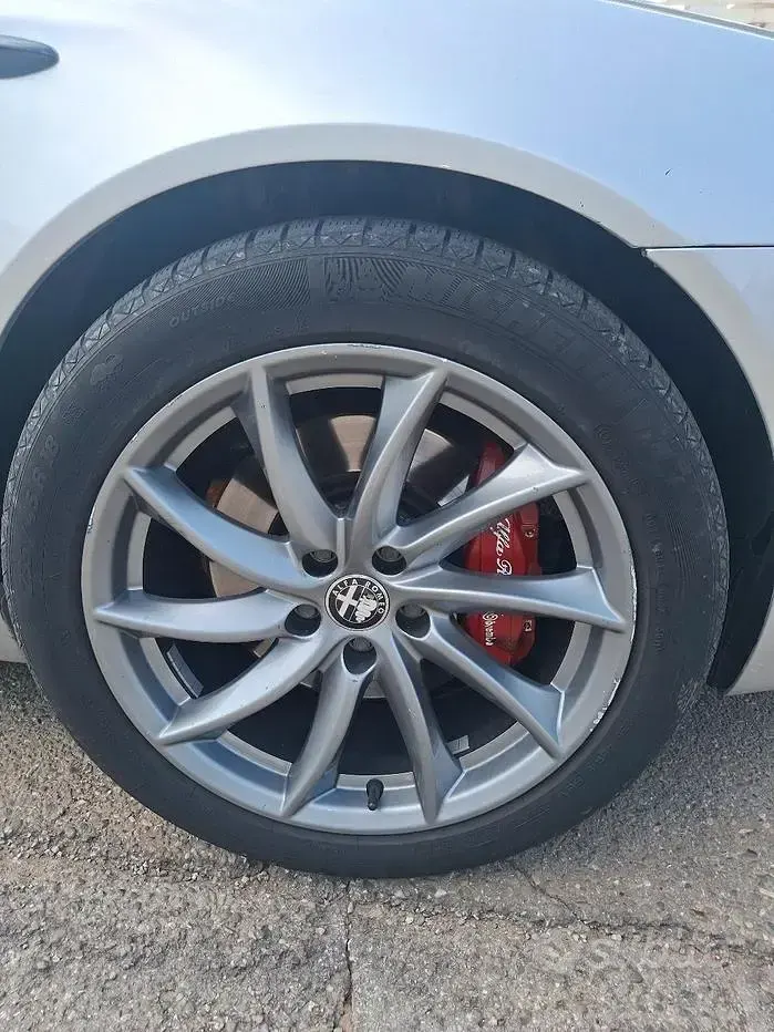 Usata Alfa Romeo 159 150 CV (110 kW) 2007 Grigio Berlina