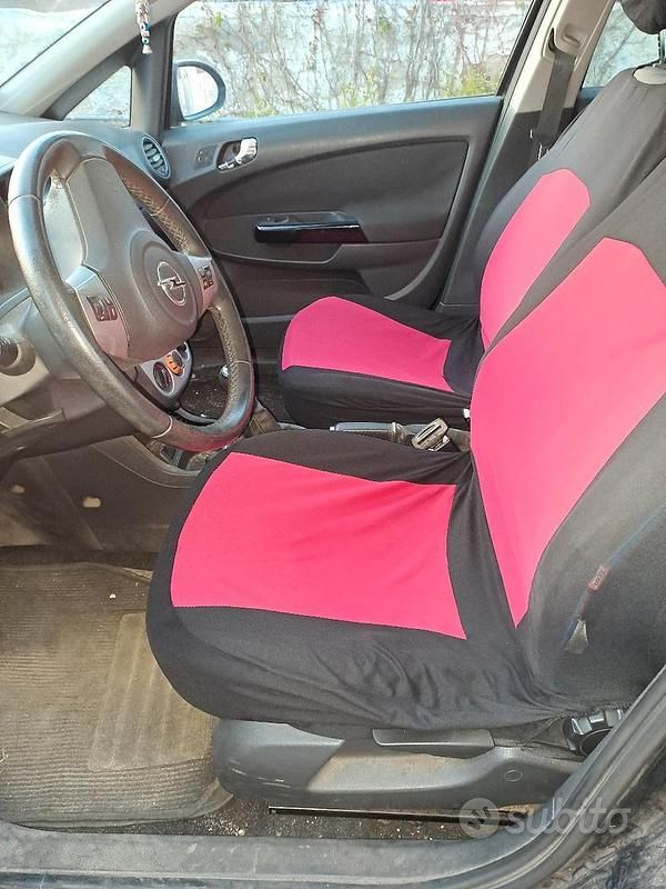 Usata Opel Corsa 85 CV (62 kW) 2012 Nero Berlina