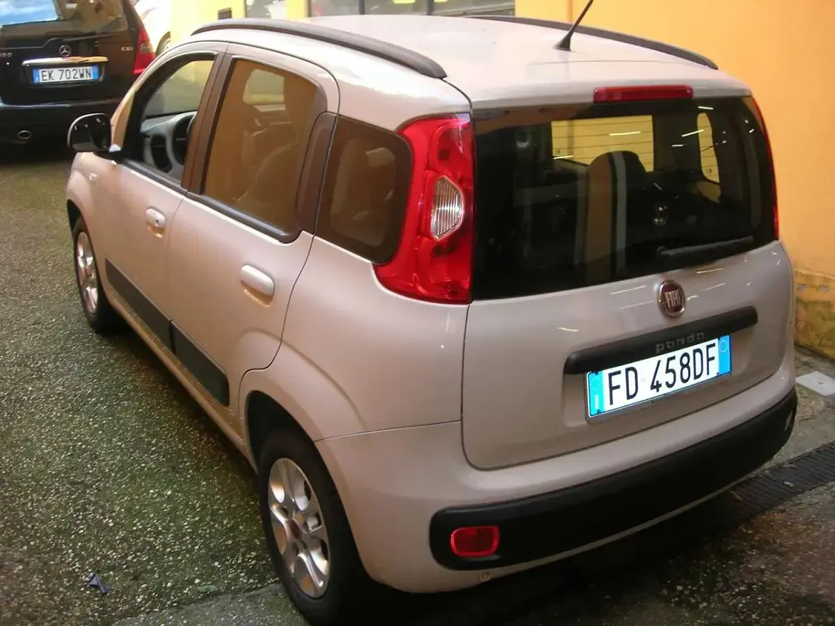 Usata Fiat Panda Lounge 95 CV (69 kW) 2016 Beige Utilitaria