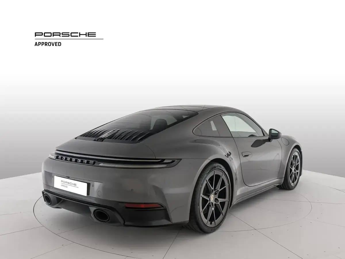 Usata Porsche 911 Carrera 394 CV (289 kW) 2024 Grigio Coupé