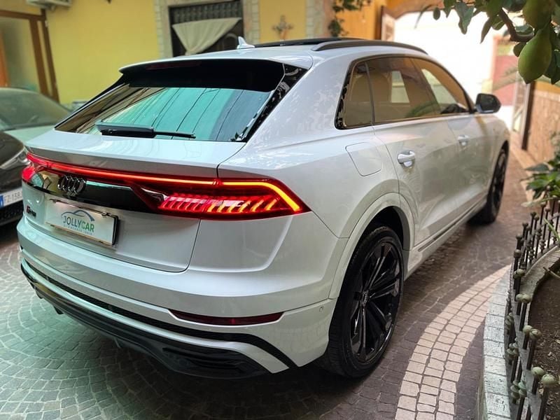 Usata Audi Q8 S-Line 285 CV (209 kW) 2019 Bianco SUV