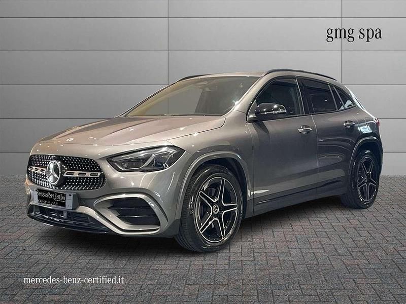 Grigio Usata 2025 Mercedes GLA200 Advanced Plus SUV | 44.990 € (Buon prezzo) - Immagine 1/4