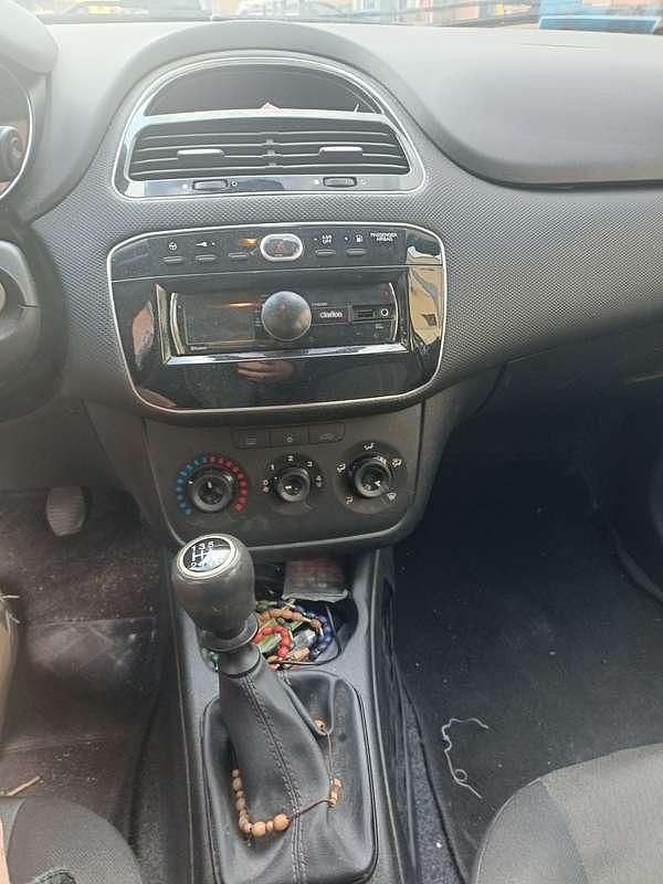 Usata Fiat Grande Punto 77 CV (56 kW) 2014 Blu Utilitaria