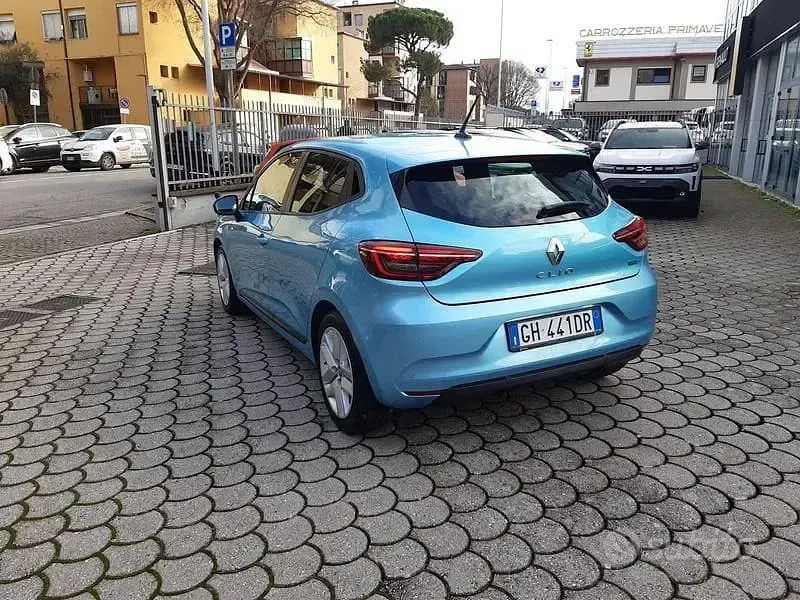 Usata Renault Clio V Evolution 91 CV (66 kW) 2022 Blu Berlina