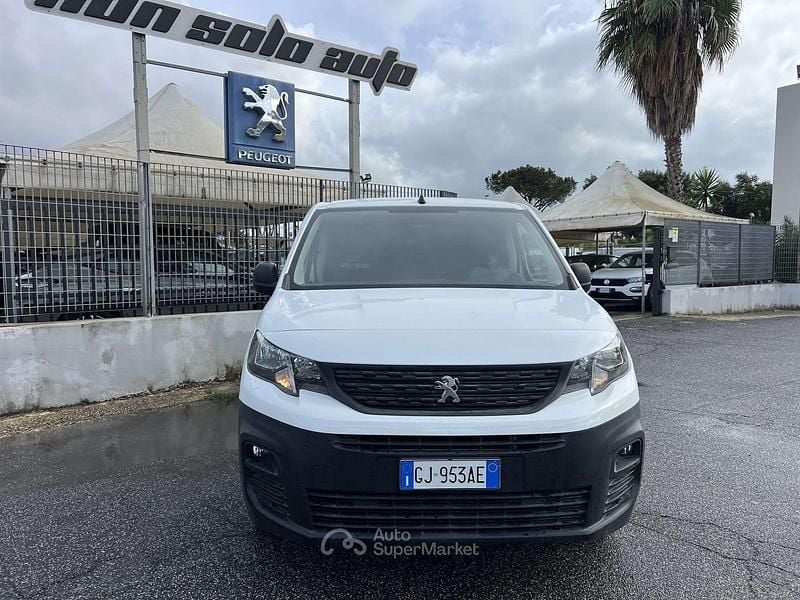 Usata Peugeot Partner 102 CV (75 kW) 2022 Bianco Monovolume