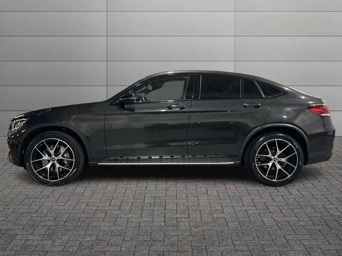 Usata Mercedes GLC220 Premium 194 CV (142 kW) 2022 Grigio grafite SUV