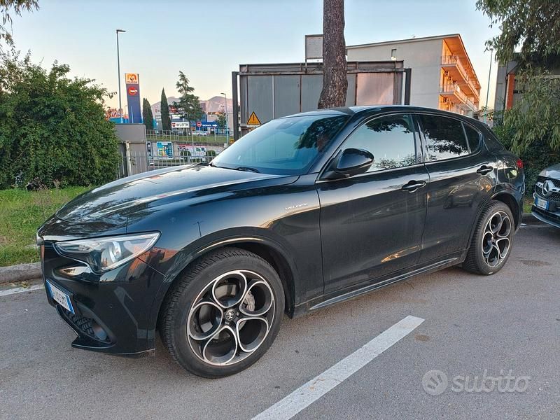 Usata Alfa Romeo Stelvio Veloce 210 CV (154 kW) 2022 Nero SUV