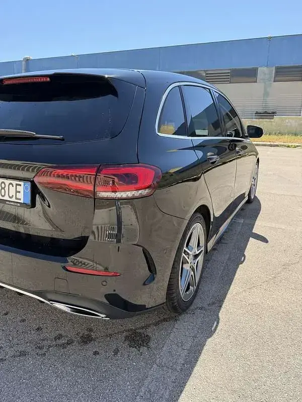 Usata Mercedes B180 Premium 116 CV (85 kW) 2022 Utilitaria