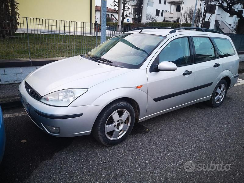 Usata Ford Focus 115 CV (84 kW) 2003 Station wagon