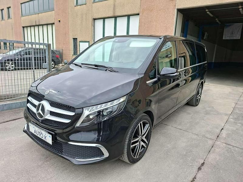 Usata Mercedes V250 Avantgarde 190 CV (139 kW) 2024 Nero Monovolume